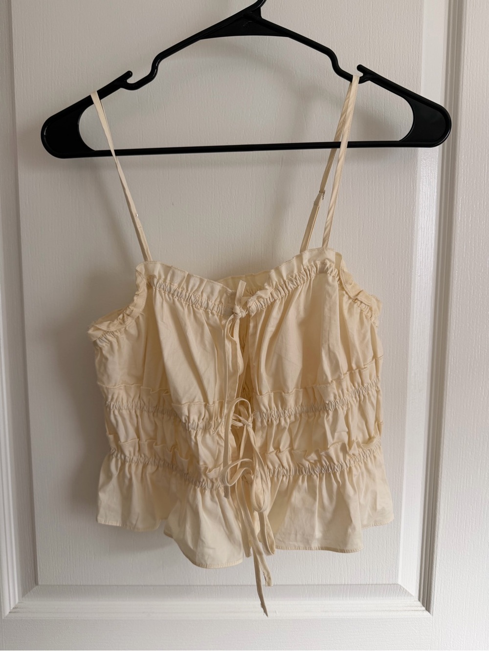 Tie front flirty going out crop top